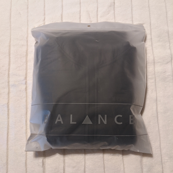 Balance Athletica Summit Jacket - Midnight - Picture 2 of 4